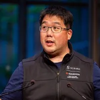 Photo of Denny Lee